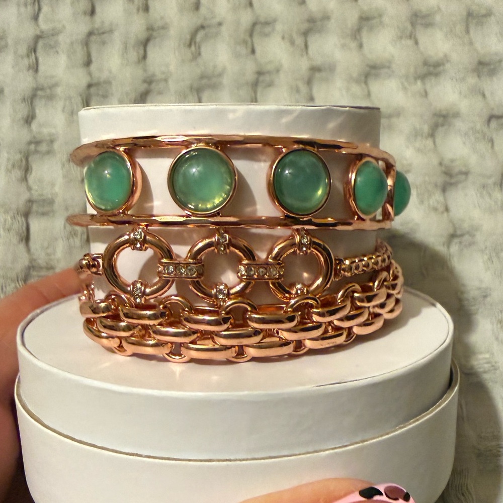BP ST21340 A Classic Stunner stack bracelet